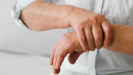 Carpal Tunnel Syndrome: Causes, Symptoms and Treatment Options